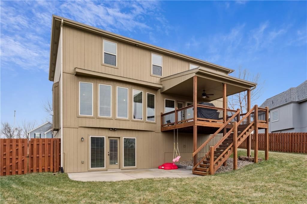 9404 N Summit Street — photo 54