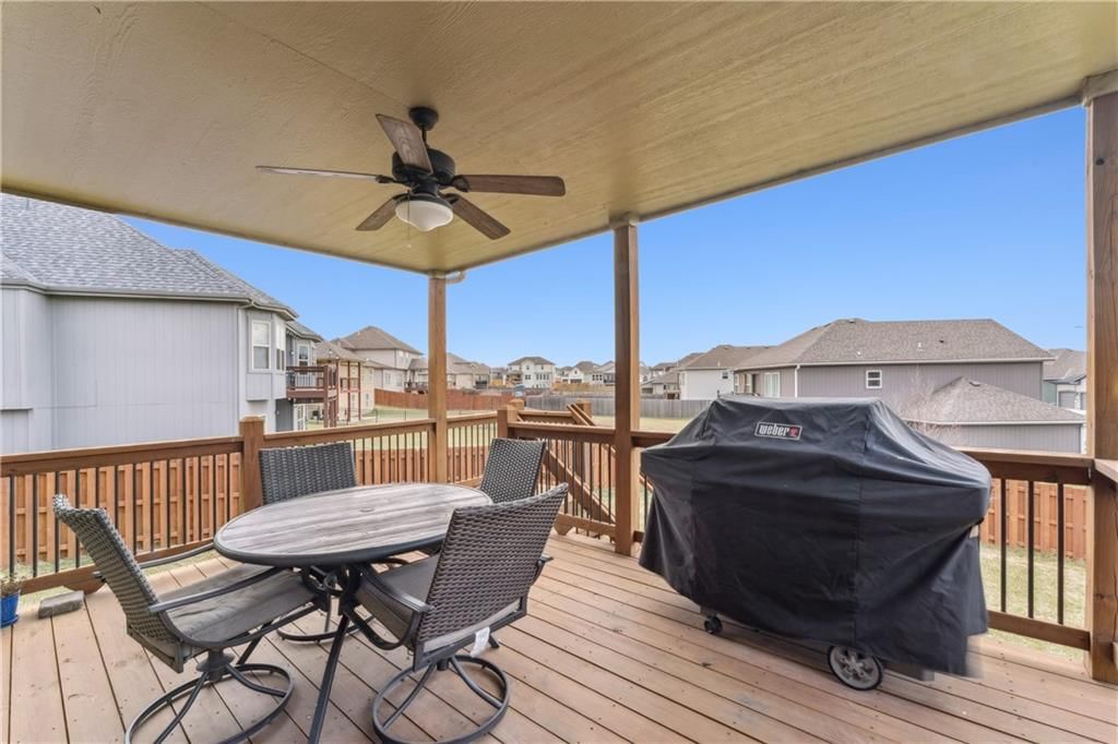 9404 N Summit Street — photo 59