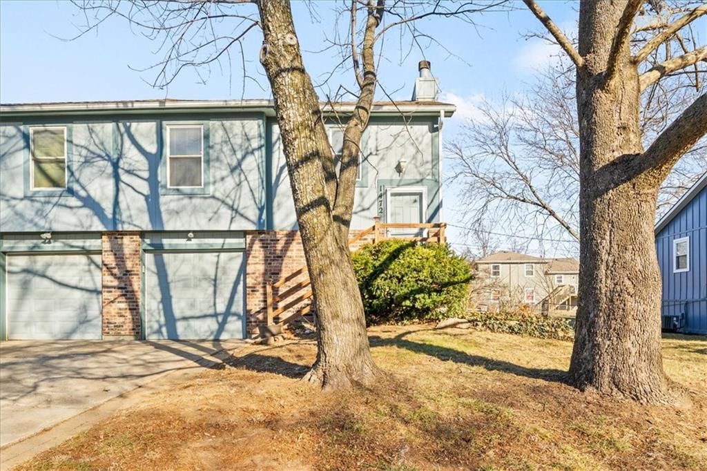 1472 W Loula Street — photo 2
