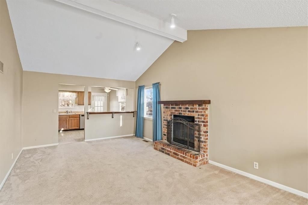 1472 W Loula Street — photo 3
