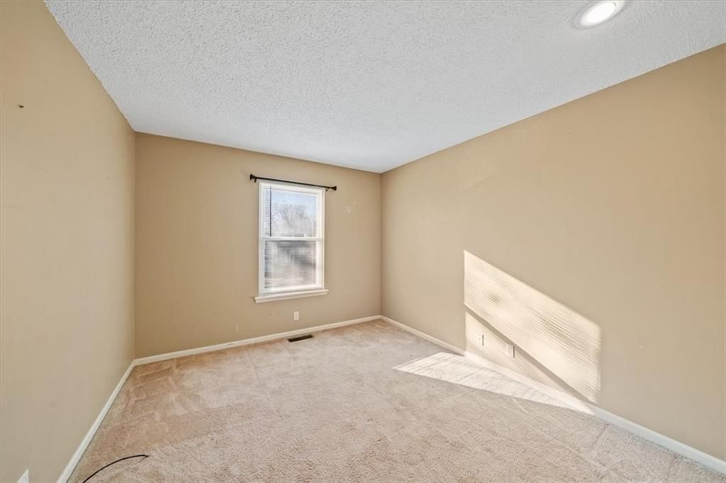 1472 W Loula Street — photo 9