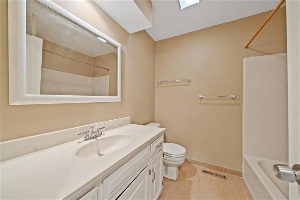 1472 W Loula Street — photo 10