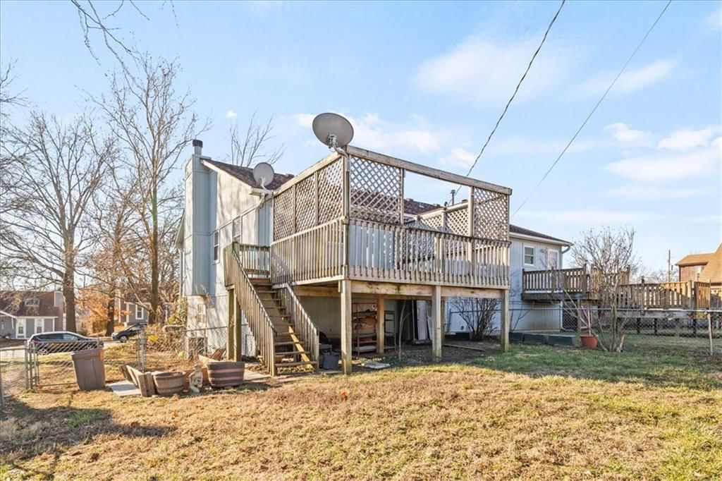 1472 W Loula Street — photo 15