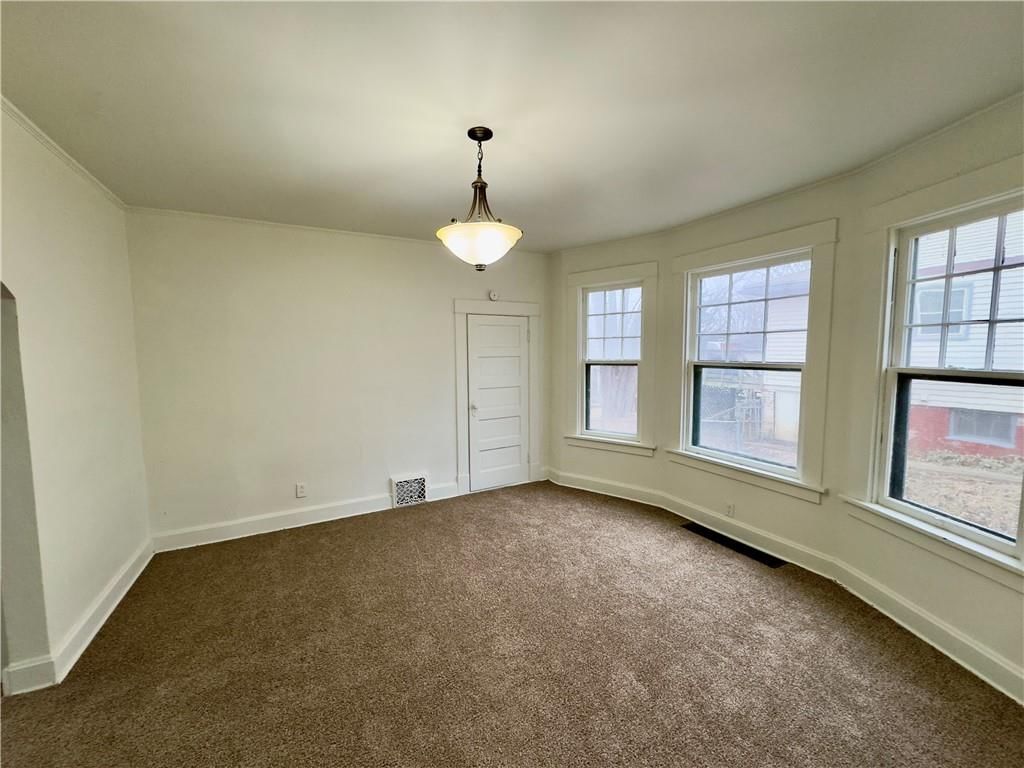 2819 Sacramento Street — photo 6
