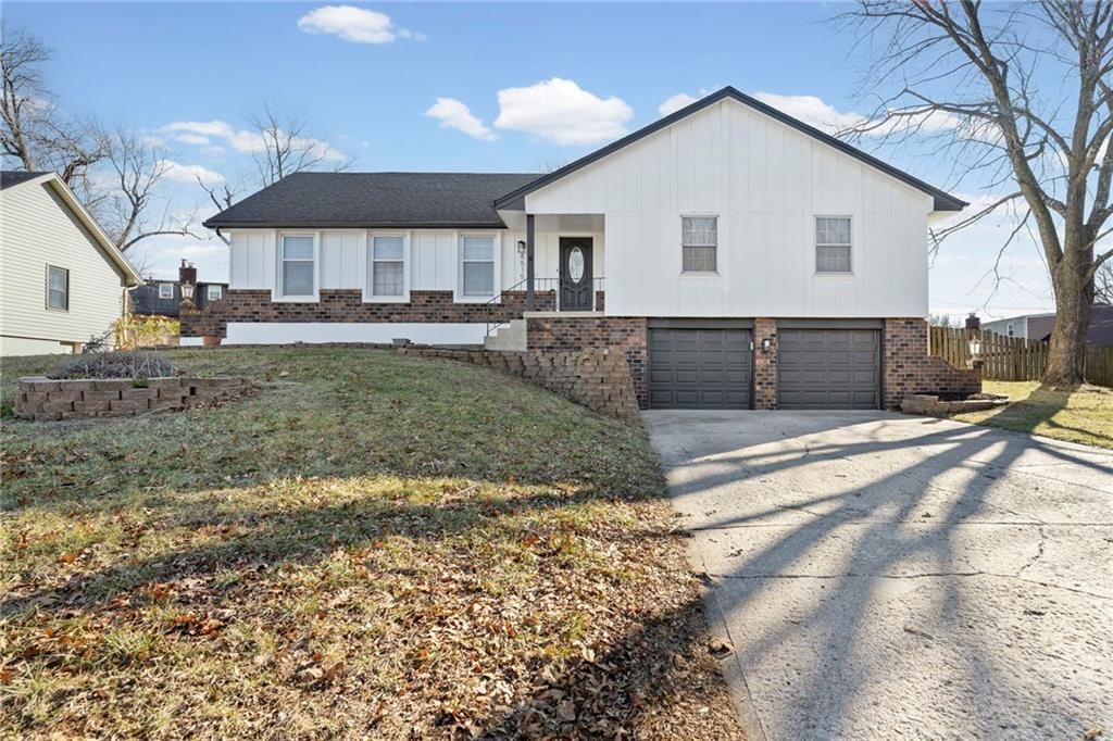 8515 Harvard Terrace, Raytown, MO
