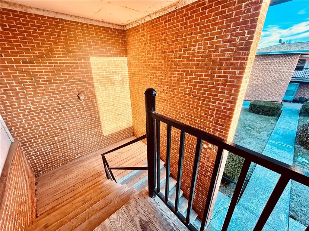 207 S Main Street — photo 11