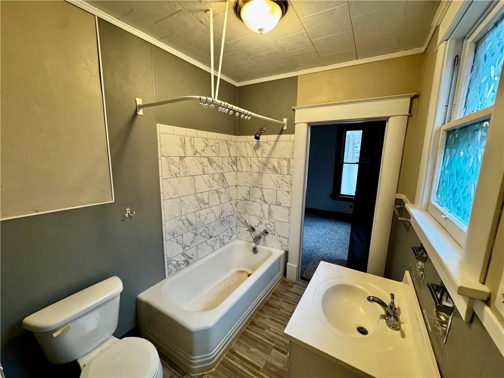 2619 Sacramento Street — photo 9