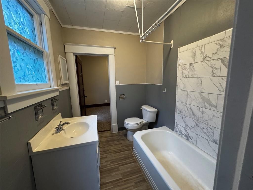 2619 Sacramento Street — photo 10