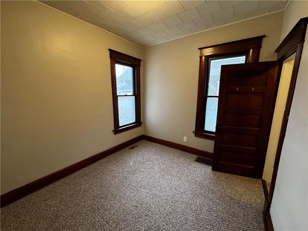 2619 Sacramento Street — photo 11