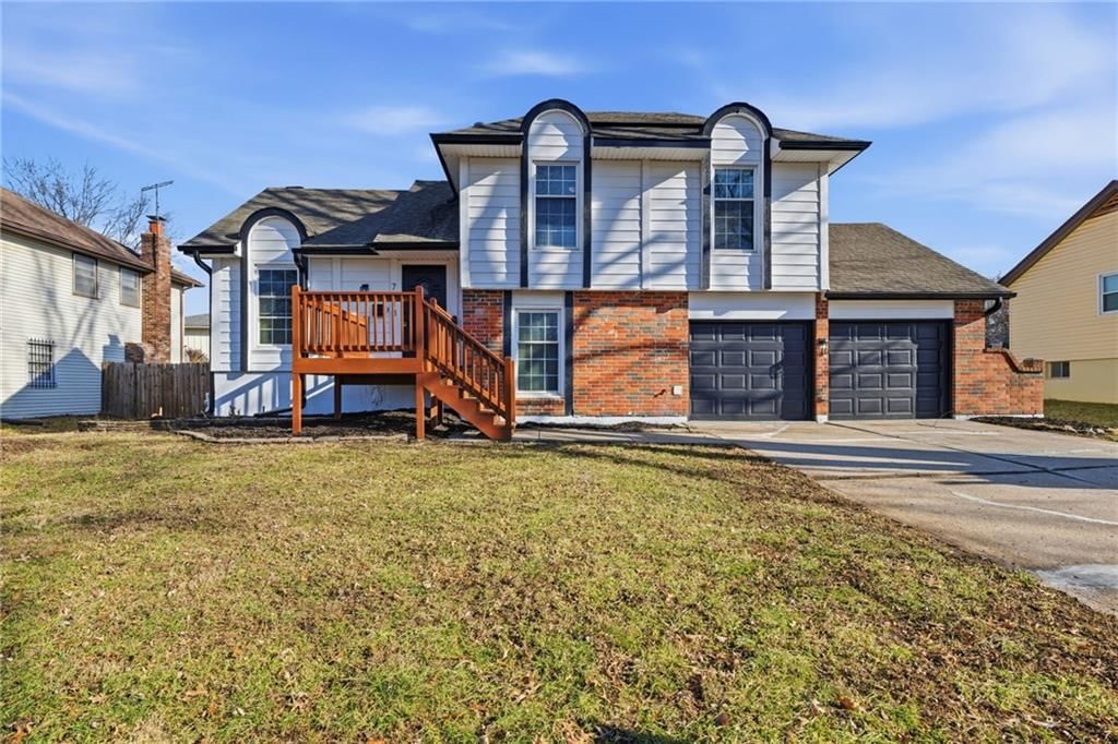 7918 Southview Drive — photo 1