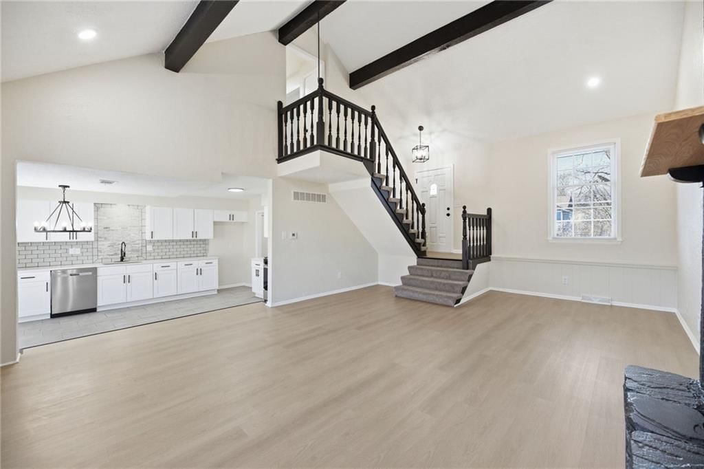7918 Southview Drive — photo 9