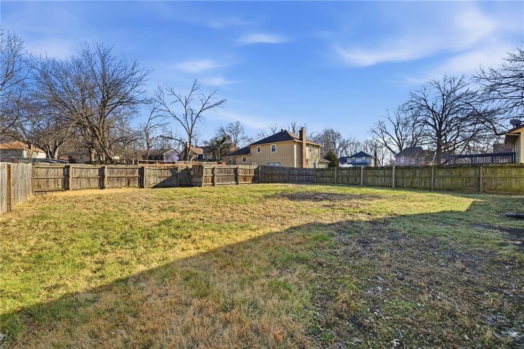 7918 Southview Drive — photo 30