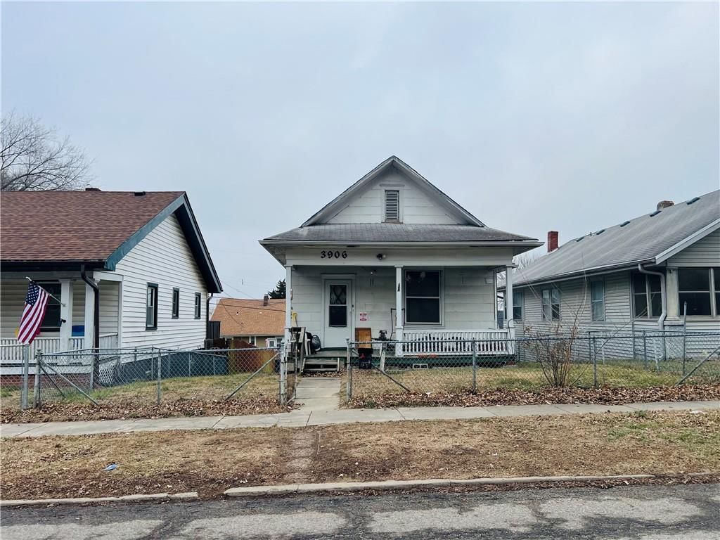 3906 Terrace Avenue — photo 1