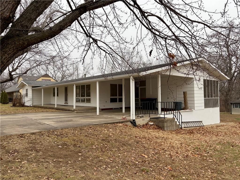 707 Laurel Drive — photo 3
