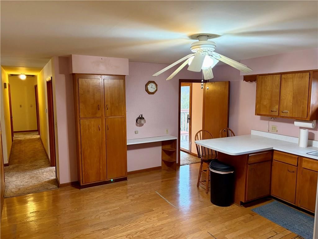 707 Laurel Drive — photo 9