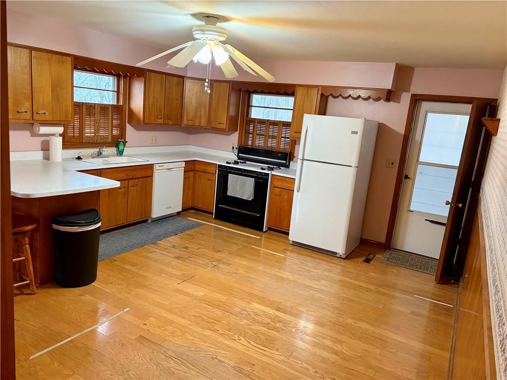 707 Laurel Drive — photo 10