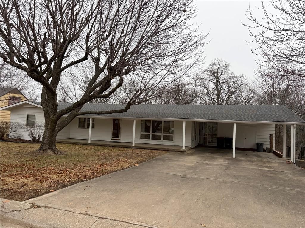 707 Laurel Drive — photo 30