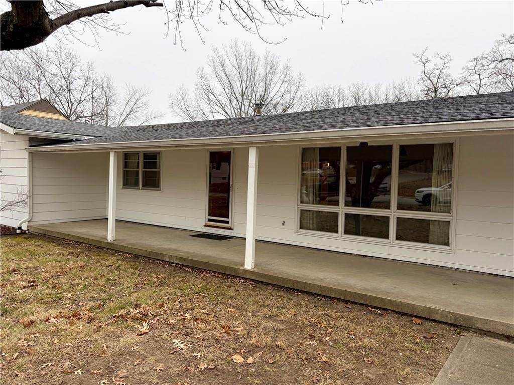 707 Laurel Drive — photo 33