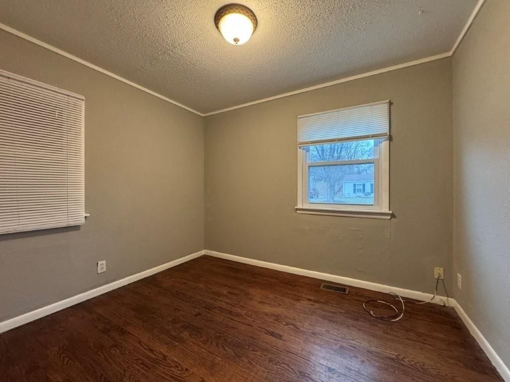 1113 N Swope Drive — photo 12