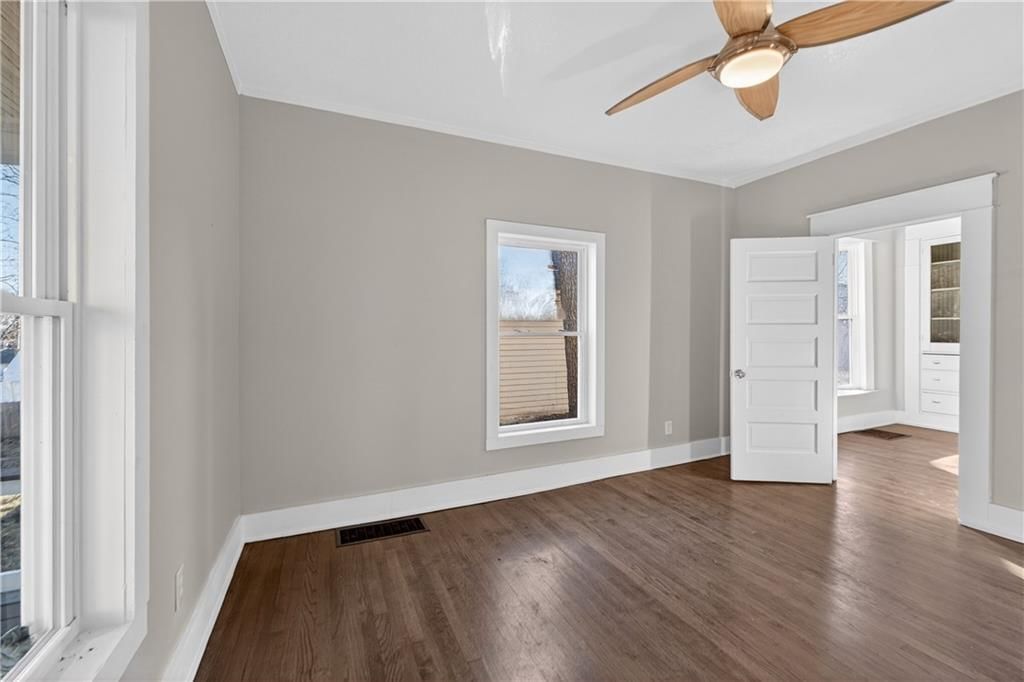 314 N Topping Avenue — photo 4