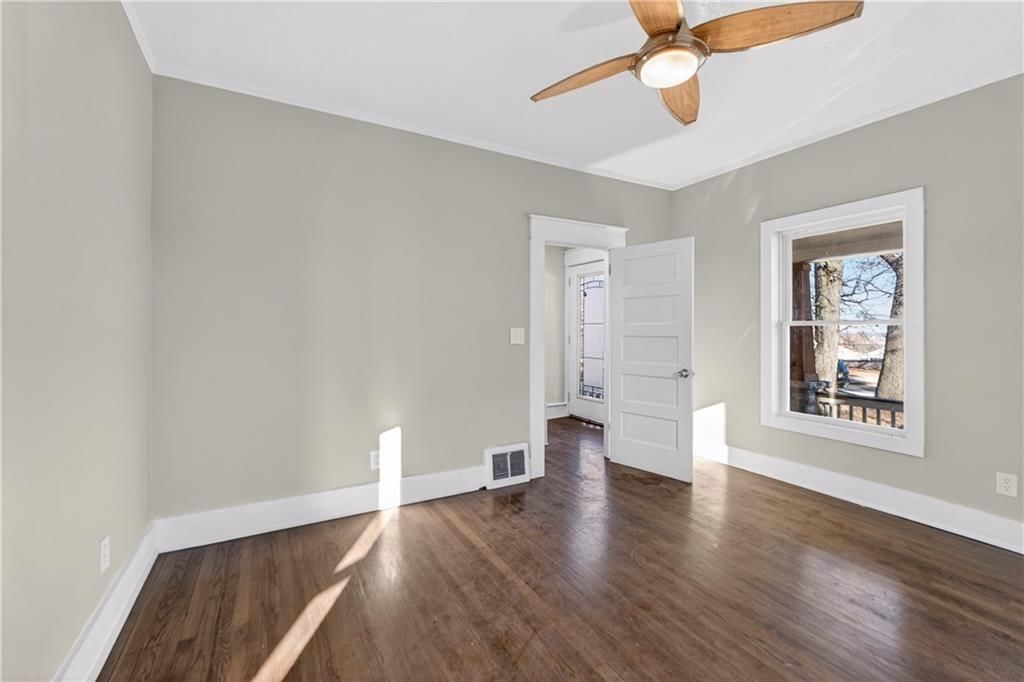 314 N Topping Avenue — photo 6