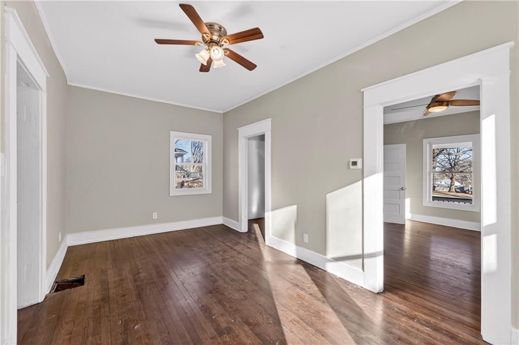 314 N Topping Avenue — photo 9