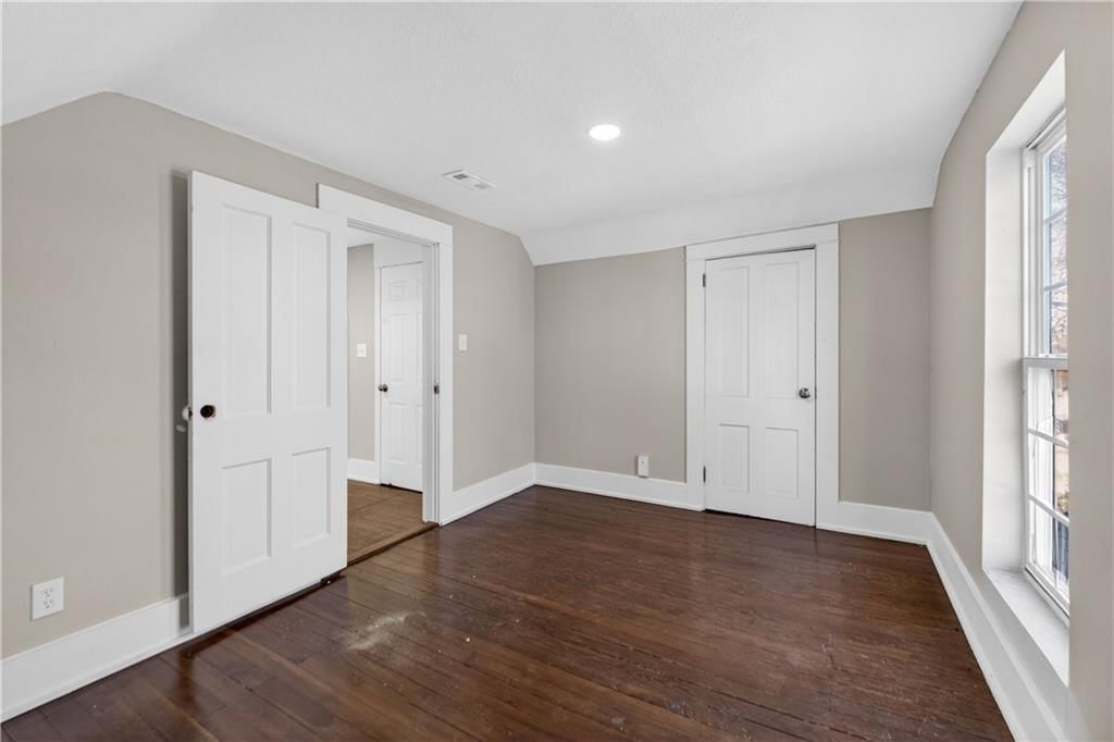 314 N Topping Avenue — photo 19