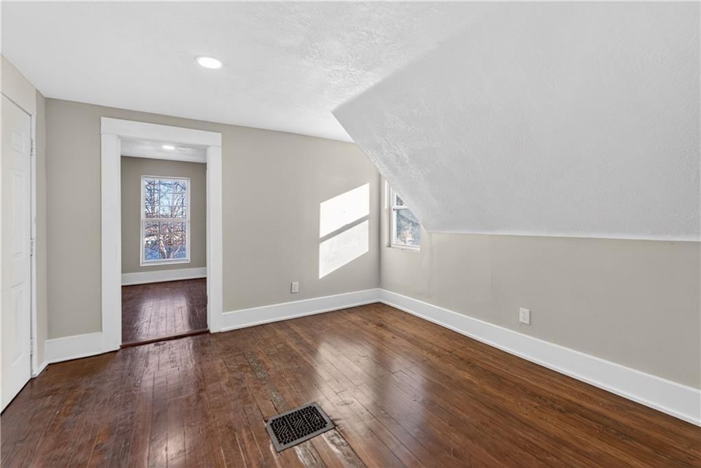 314 N Topping Avenue — photo 21