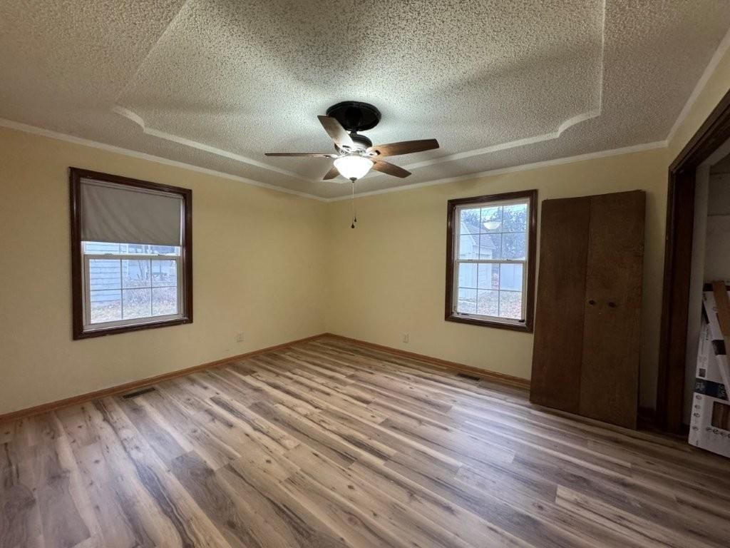 1120 N Redwood Drive — photo 9