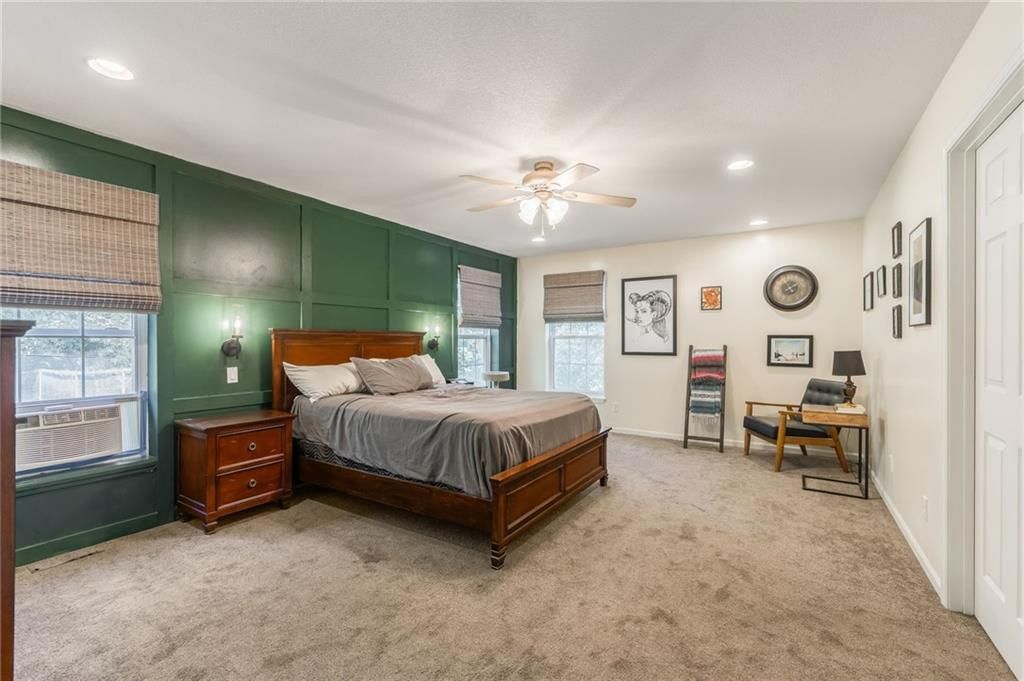 2906 NE Russell Road — photo 13