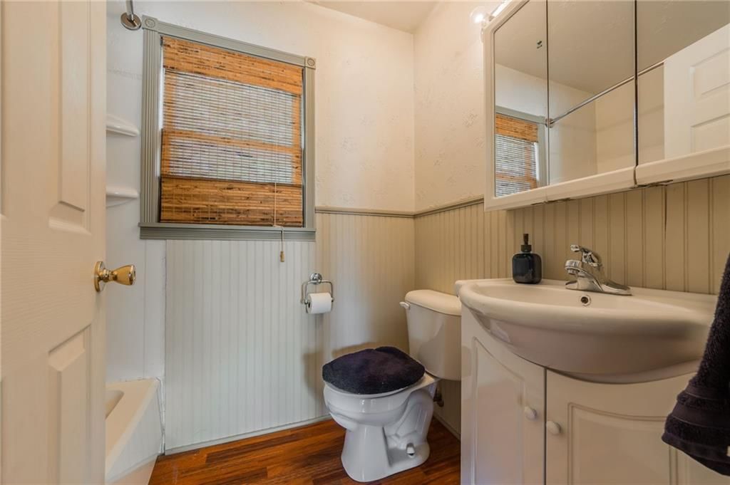2906 NE Russell Road — photo 20