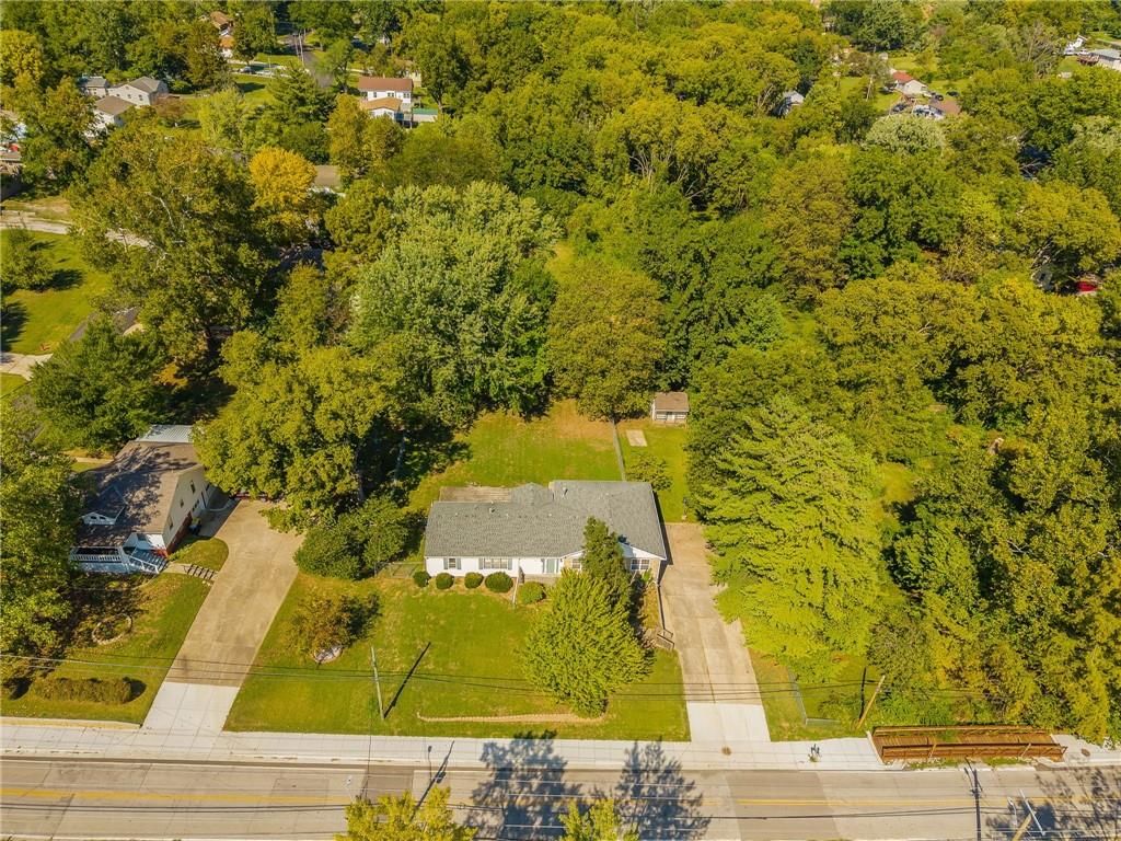 2906 NE Russell Road — photo 32