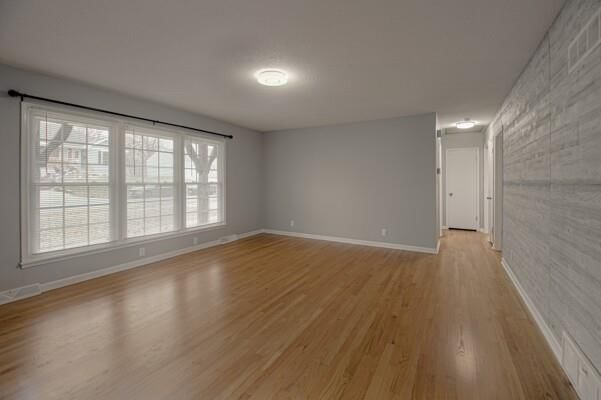 8725 N Boone Street — photo 6