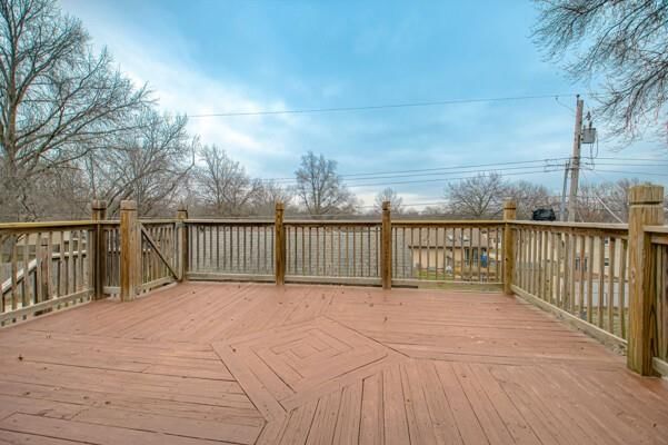 8725 N Boone Street — photo 28