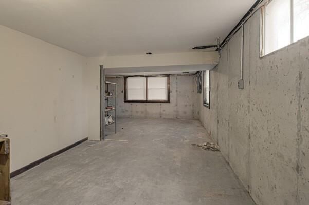 8725 N Boone Street — photo 29