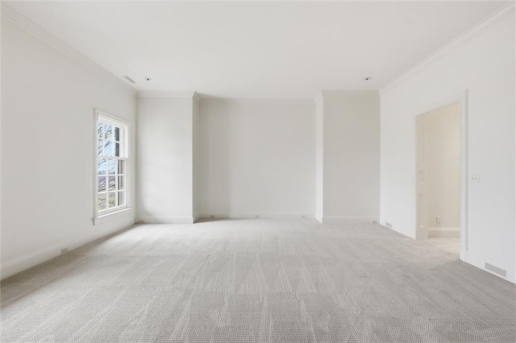 17960 Bond Street — photo 33