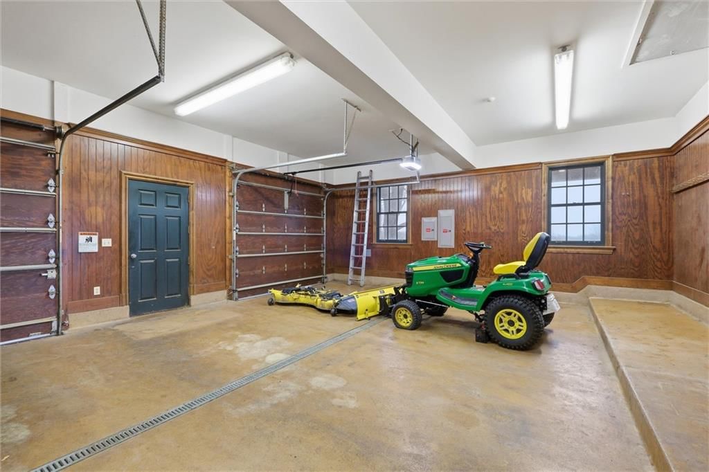 17960 Bond Street — photo 43