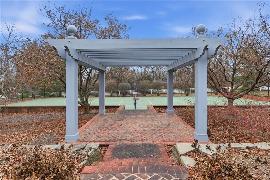 17960 Bond Street — photo 49