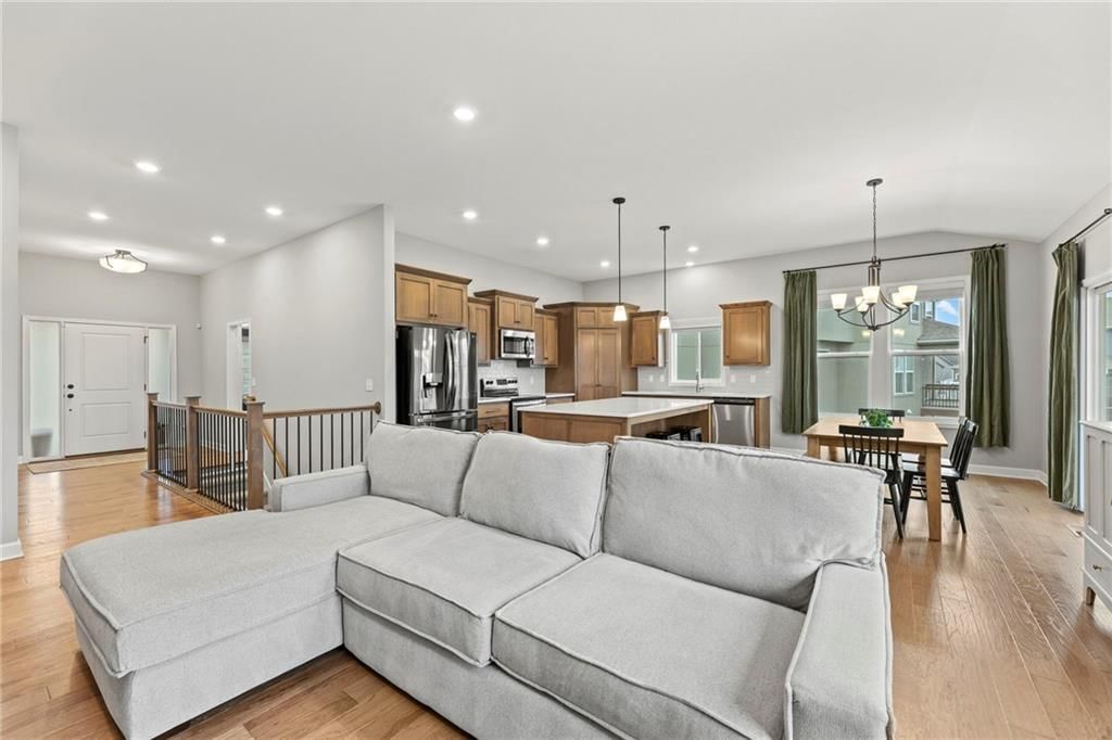 140 Briar Valley Lane — photo 6