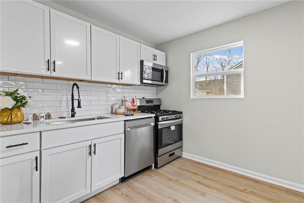 4917 Locust Avenue — photo 11
