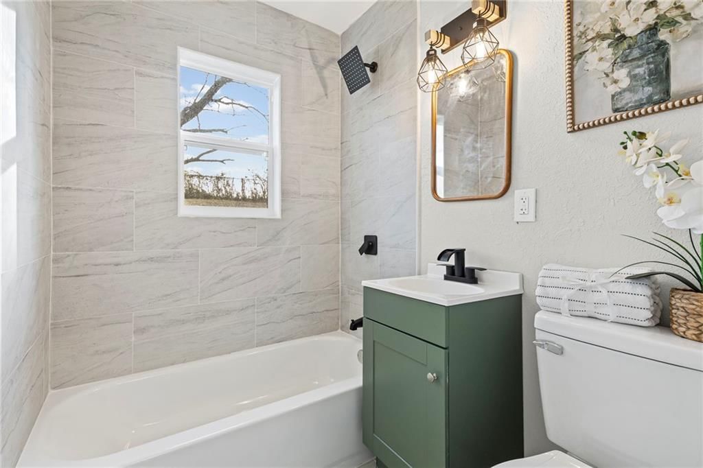 4917 Locust Avenue — photo 15