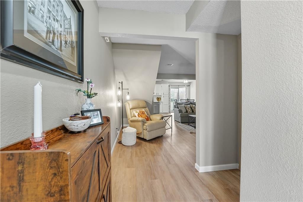 5623 NW Sunrise Meadow Circle — photo 3