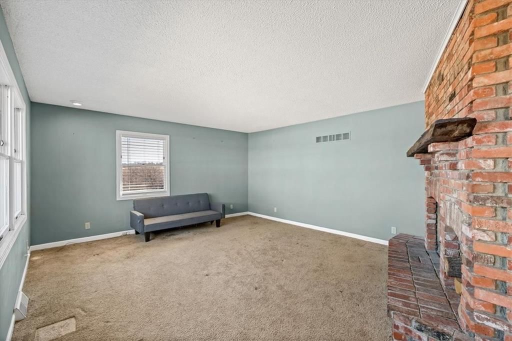 6835 NW 136th Street — photo 8