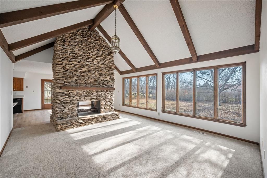 603 Lakeside Court — photo 6