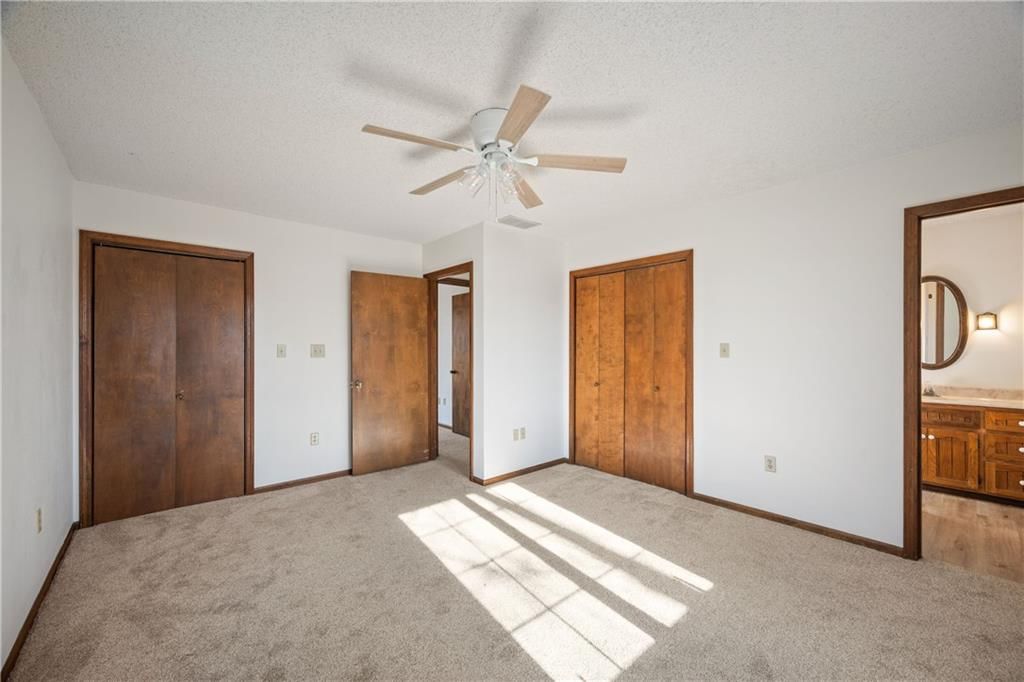 603 Lakeside Court — photo 24