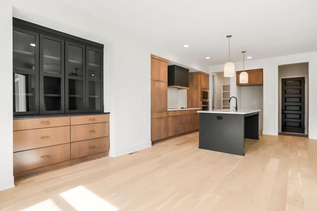 15637 W 165th Street — photo 10