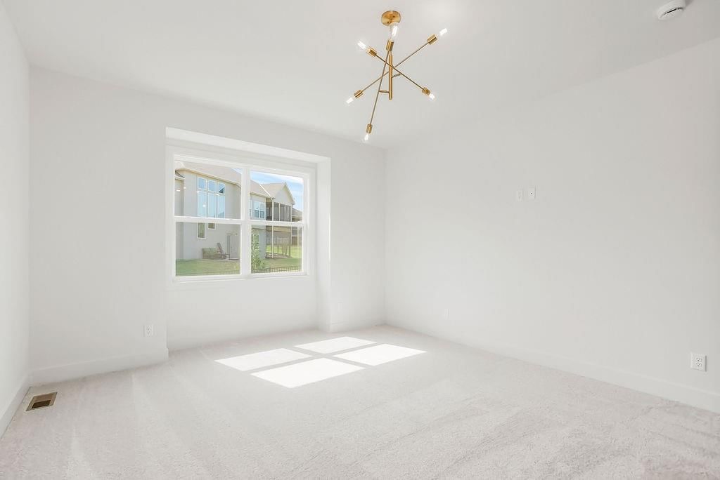 15637 W 165th Street — photo 13