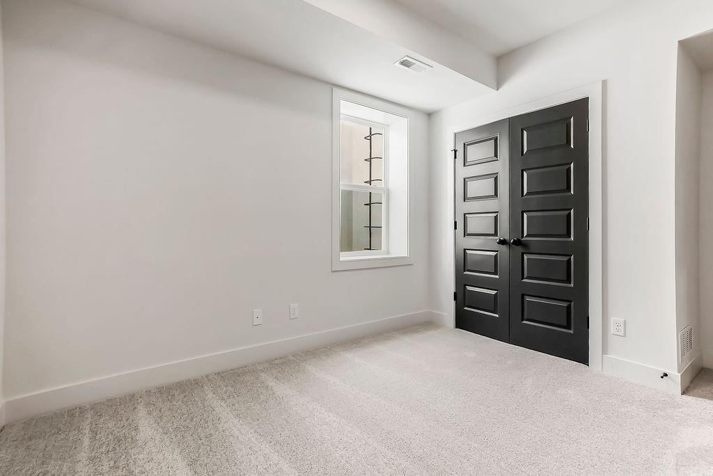 15637 W 165th Street — photo 30