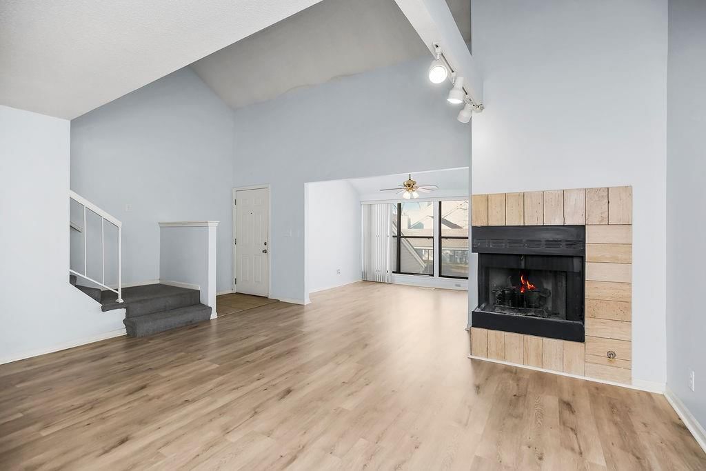 8757 W 106th Terrace — photo 4
