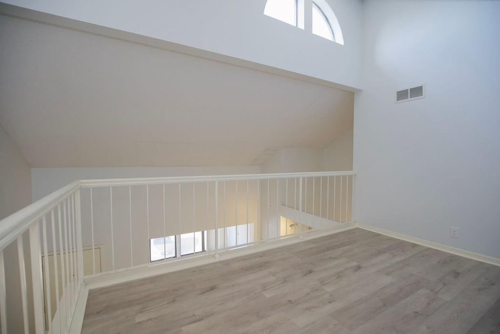 8757 W 106th Terrace — photo 7